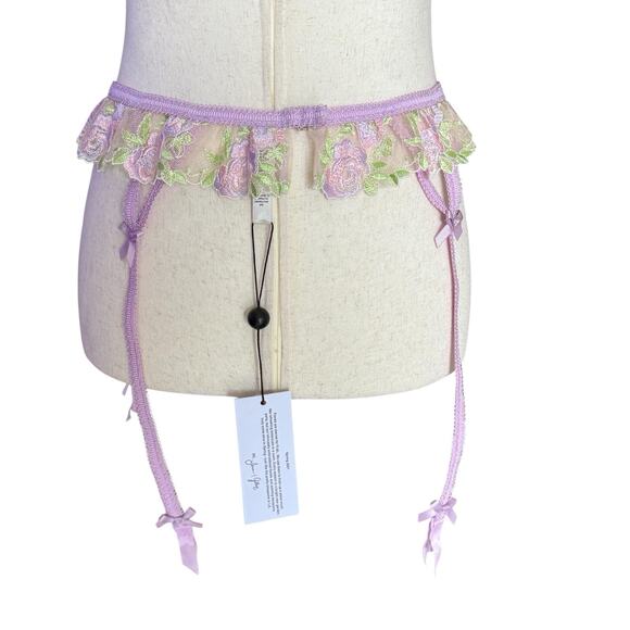For Love & Lemons Floral Lace Garter Belt Lilac Pink Green Size Small NWT - Picture 1 of 5